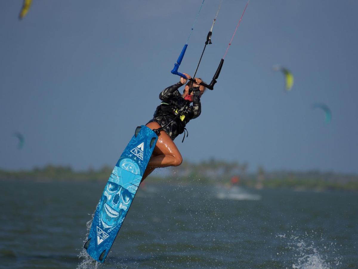 De Silva Wind Resort Kalpitiya - Kitesurfing School Sri Lanka Ngoại thất bức ảnh