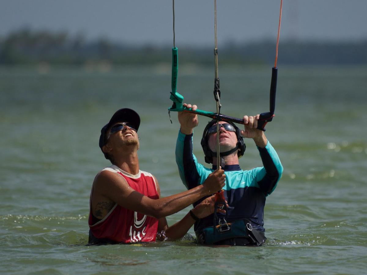 De Silva Wind Resort Kalpitiya - Kitesurfing School Sri Lanka Ngoại thất bức ảnh