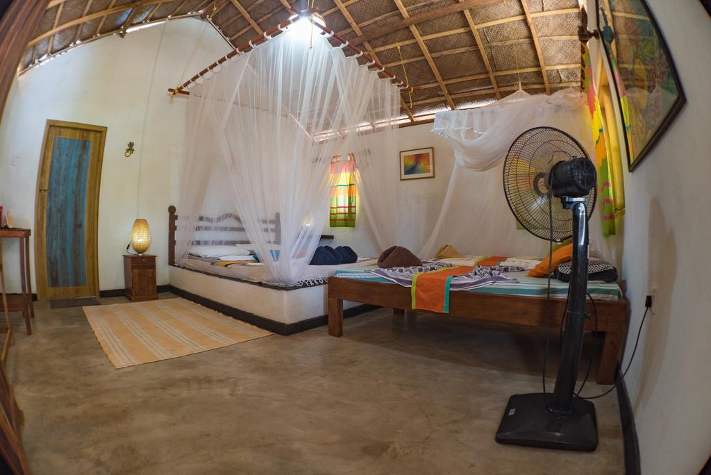 De Silva Wind Resort Kalpitiya - Kitesurfing School Sri Lanka Ngoại thất bức ảnh